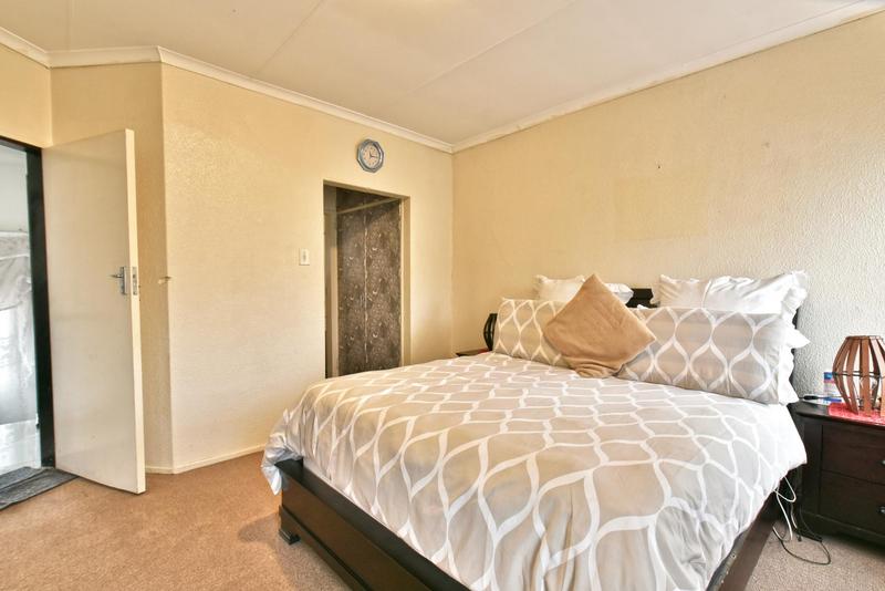 3 Bedroom Property for Sale in La Rochelle Gauteng
