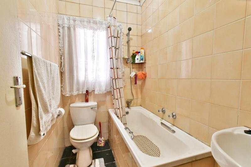 3 Bedroom Property for Sale in La Rochelle Gauteng