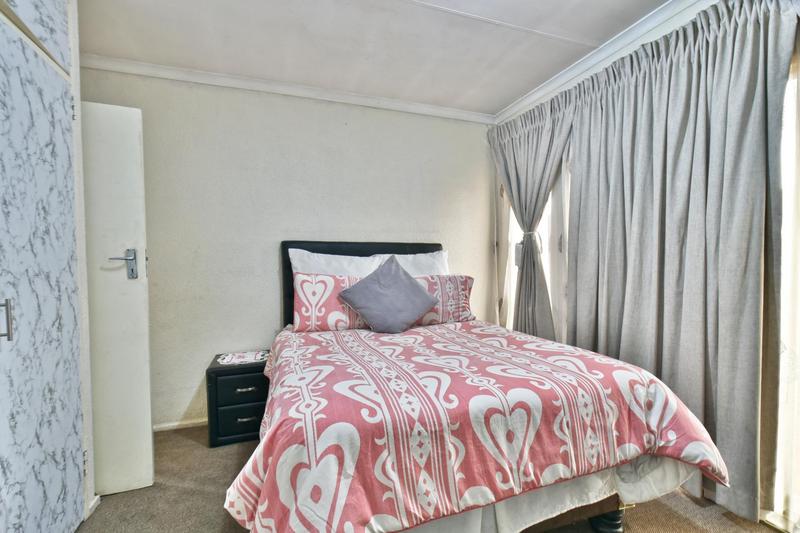 3 Bedroom Property for Sale in La Rochelle Gauteng