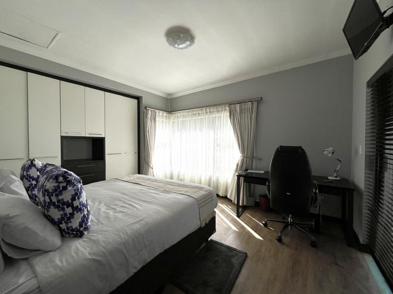To Let 6 Bedroom Property for Rent in Midlands Estate Gauteng
