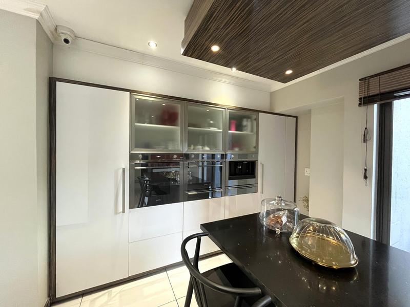 To Let 6 Bedroom Property for Rent in Midlands Estate Gauteng