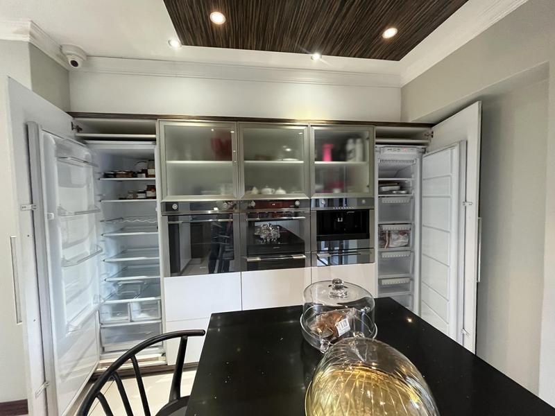 To Let 6 Bedroom Property for Rent in Midlands Estate Gauteng