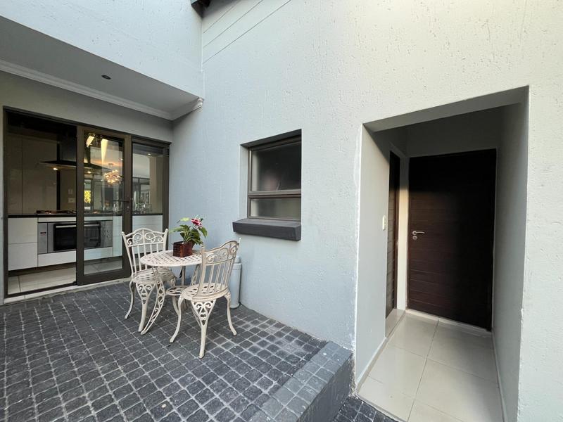 To Let 6 Bedroom Property for Rent in Midlands Estate Gauteng