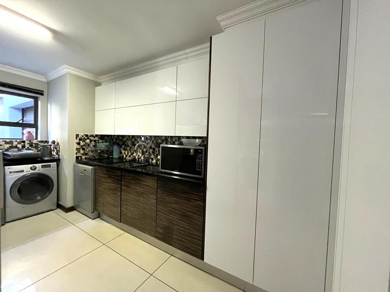 To Let 6 Bedroom Property for Rent in Midlands Estate Gauteng