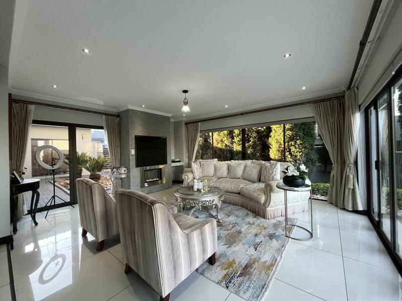 To Let 6 Bedroom Property for Rent in Midlands Estate Gauteng