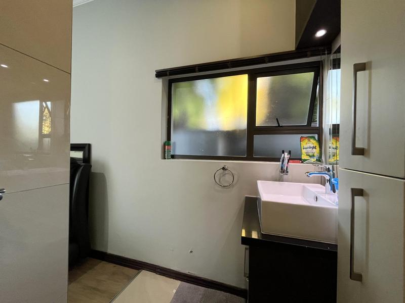 To Let 6 Bedroom Property for Rent in Midlands Estate Gauteng