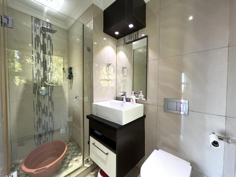To Let 6 Bedroom Property for Rent in Midlands Estate Gauteng