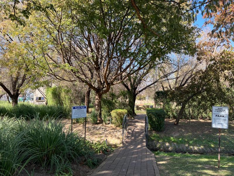 To Let 6 Bedroom Property for Rent in Midlands Estate Gauteng