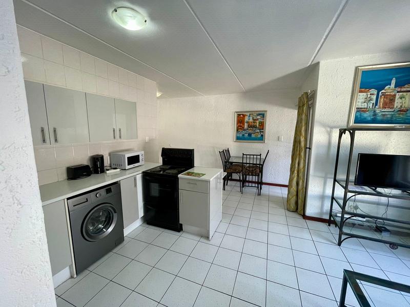 To Let 1 Bedroom Property for Rent in Sandown Gauteng