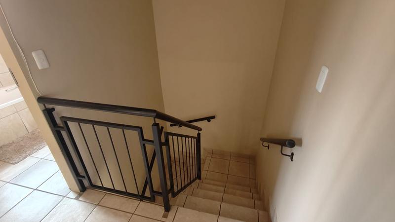 2 Bedroom Property for Sale in Annlin Gauteng