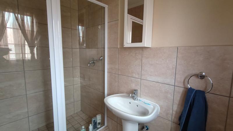 2 Bedroom Property for Sale in Annlin Gauteng