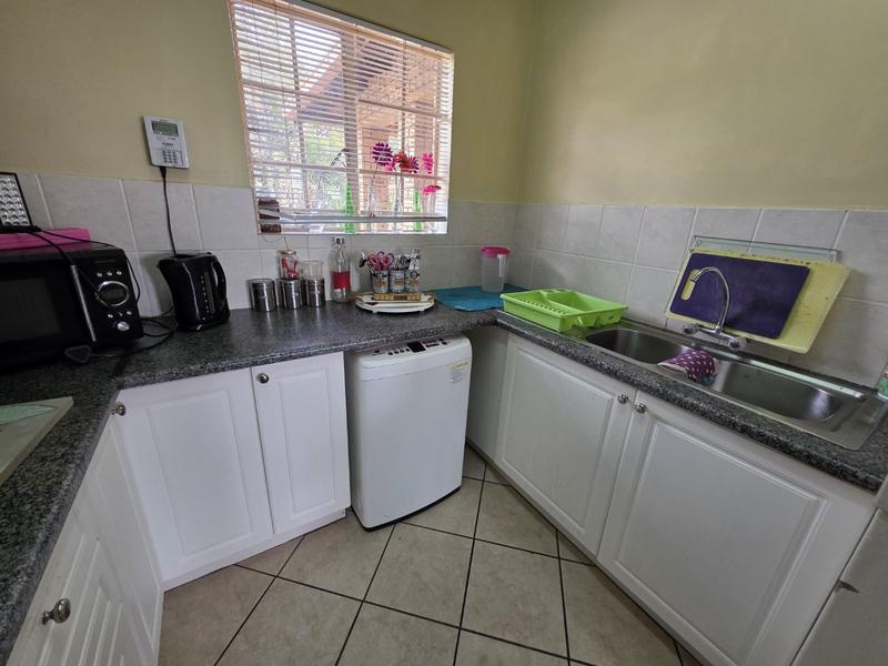 2 Bedroom Property for Sale in Magalieskruin Gauteng