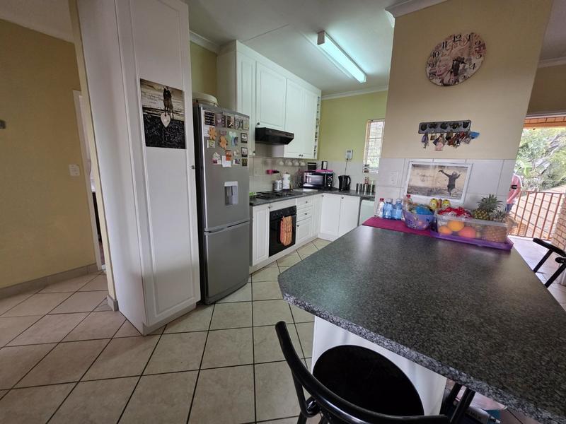 2 Bedroom Property for Sale in Magalieskruin Gauteng