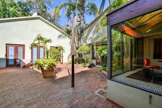 8 Bedroom Property for Sale in Pretoria North Gauteng