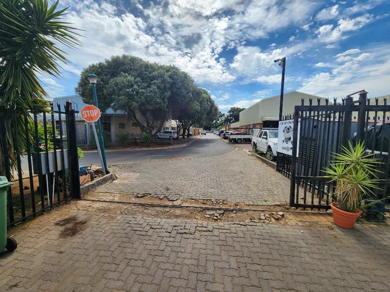 Commercial Property for Sale in Hennopspark Gauteng