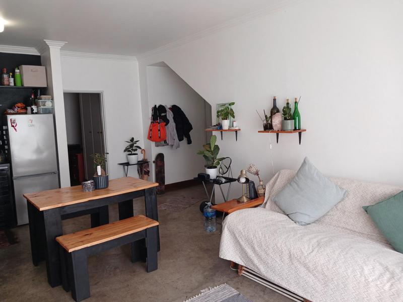 To Let 1 Bedroom Property for Rent in Saxonwold Gauteng