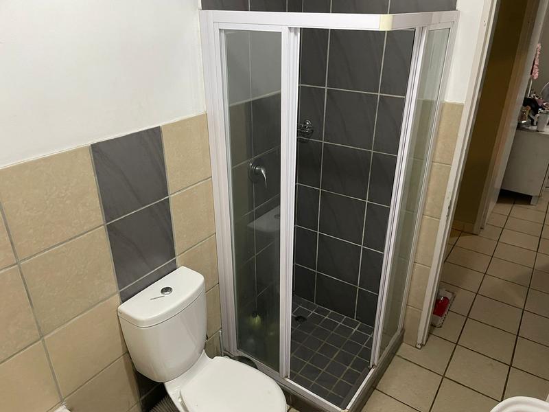 To Let 2 Bedroom Property for Rent in Rooihuiskraal North Gauteng