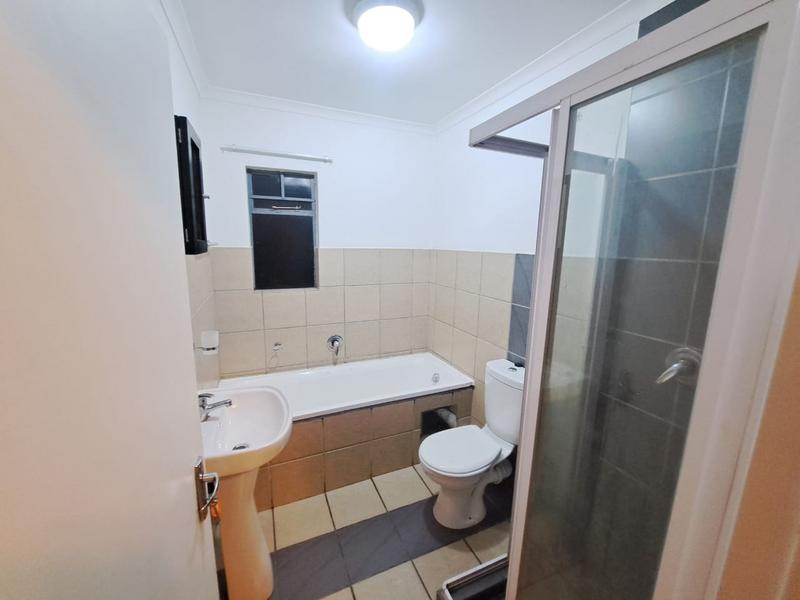 To Let 2 Bedroom Property for Rent in Rooihuiskraal North Gauteng