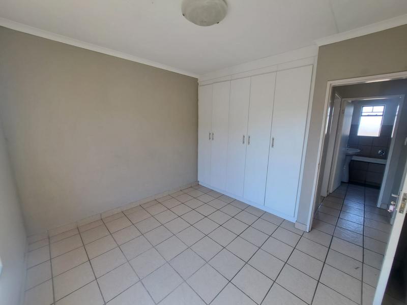 To Let 2 Bedroom Property for Rent in Rooihuiskraal North Gauteng