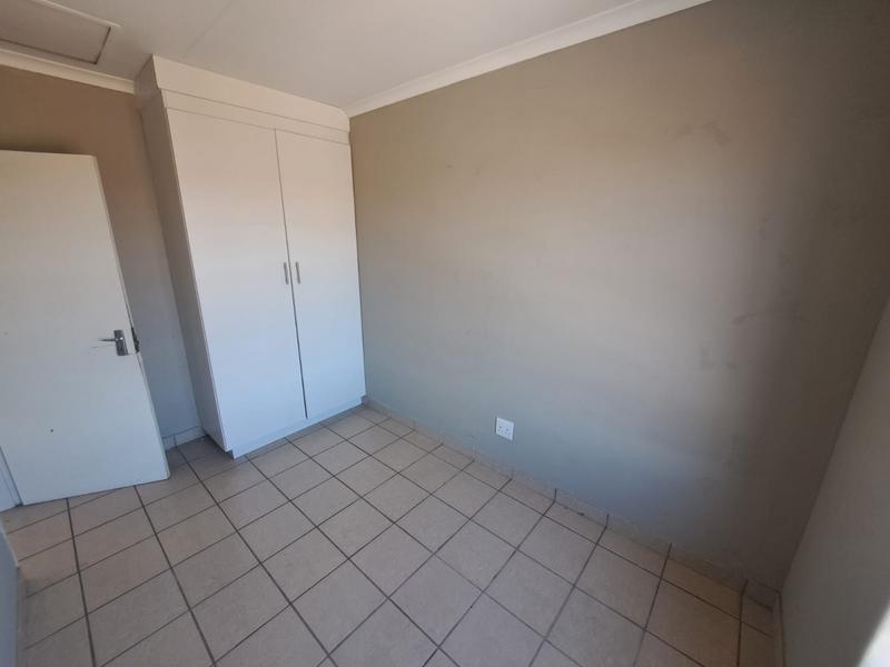 To Let 2 Bedroom Property for Rent in Rooihuiskraal North Gauteng