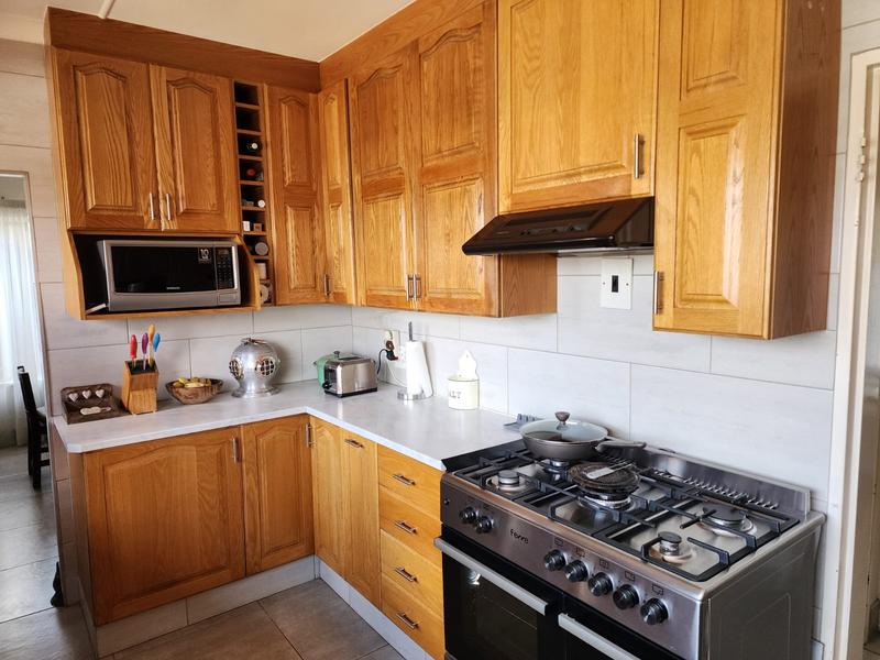 3 Bedroom Property for Sale in Verwoerdpark Gauteng
