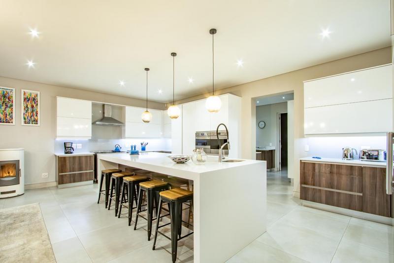 5 Bedroom Property for Sale in Blue Hills Equestrian Estate Gauteng