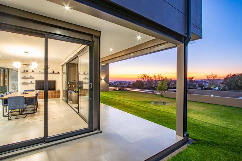 5 Bedroom Property for Sale in Blue Hills Equestrian Estate Gauteng