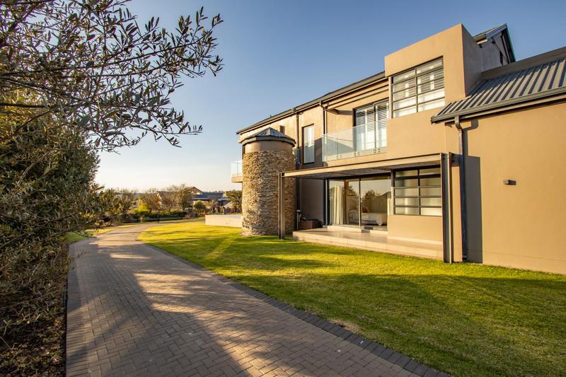 5 Bedroom Property for Sale in Blue Hills Equestrian Estate Gauteng