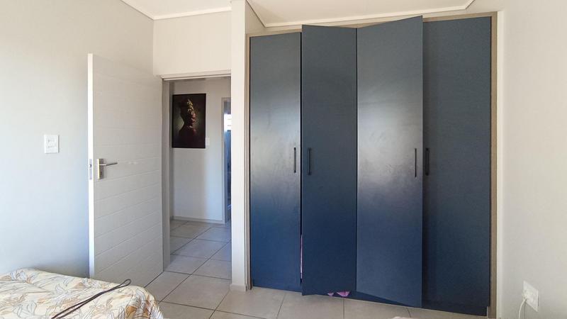 4 Bedroom Property for Sale in Rooihuiskraal Gauteng