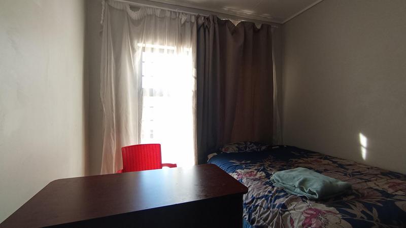 4 Bedroom Property for Sale in Rooihuiskraal Gauteng
