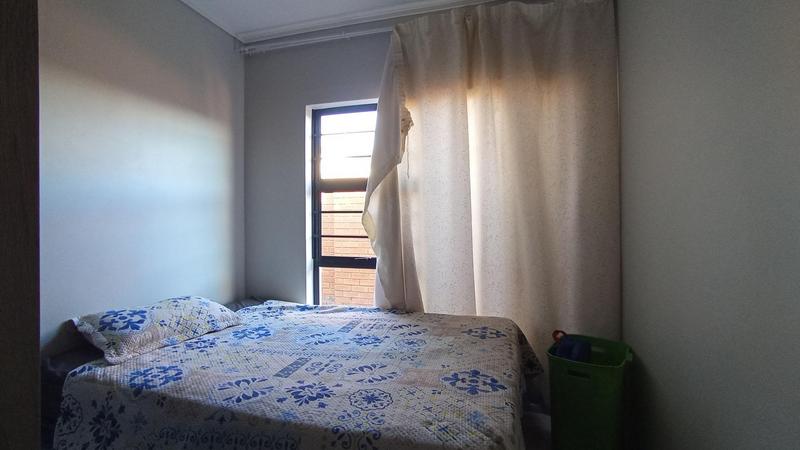 4 Bedroom Property for Sale in Rooihuiskraal Gauteng