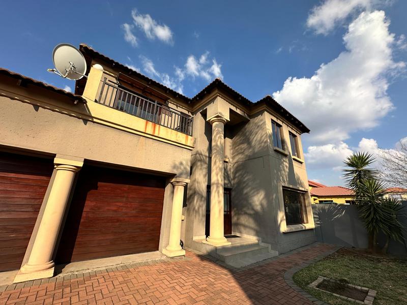 3 Bedroom Property for Sale in Thatchfield Gauteng