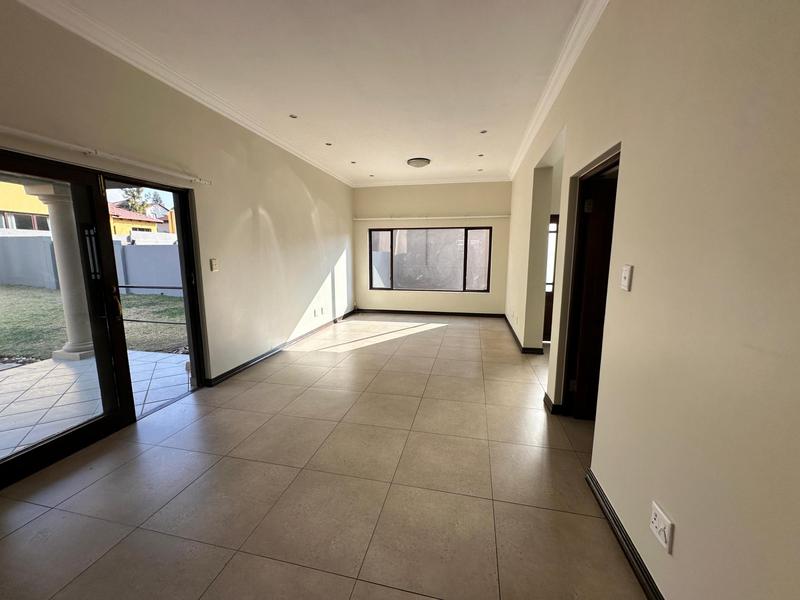 3 Bedroom Property for Sale in Thatchfield Gauteng