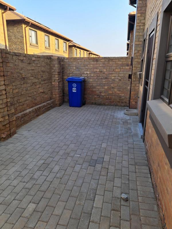 To Let 3 Bedroom Property for Rent in Willow Park Manor Gauteng