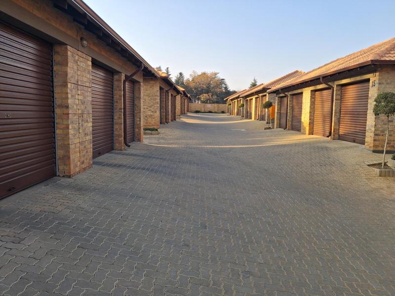 To Let 3 Bedroom Property for Rent in Willow Park Manor Gauteng
