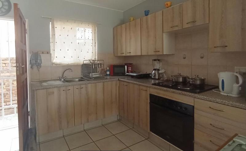 2 Bedroom Property for Sale in Wilgeheuwel Gauteng