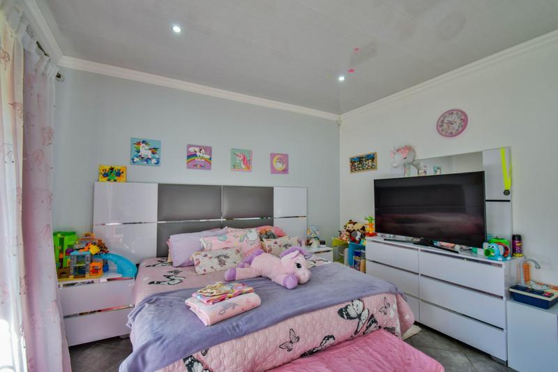 8 Bedroom Property for Sale in Pretoria North Gauteng