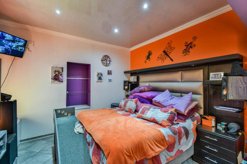 8 Bedroom Property for Sale in Pretoria North Gauteng