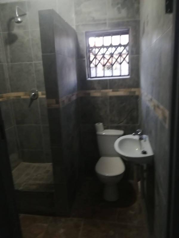2 Bedroom Property for Sale in Birch Acres Gauteng