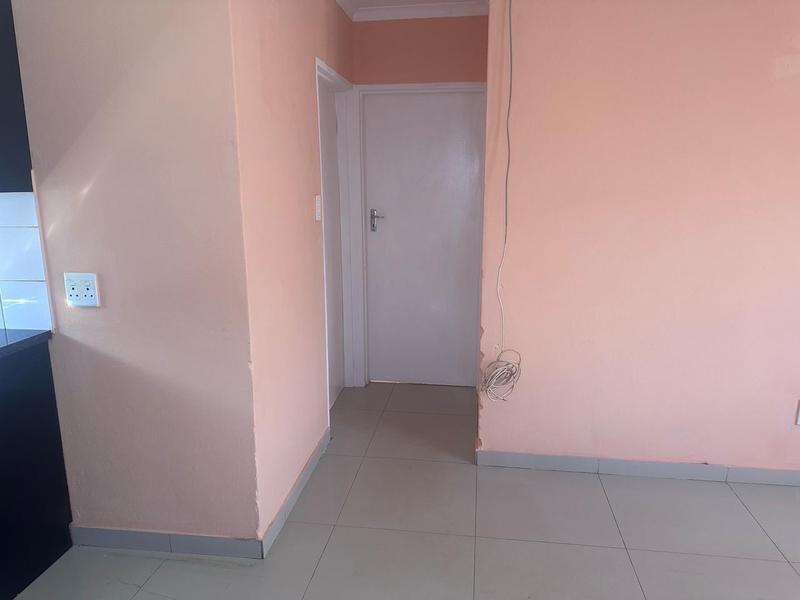 To Let 2 Bedroom Property for Rent in Protea Glen Gauteng