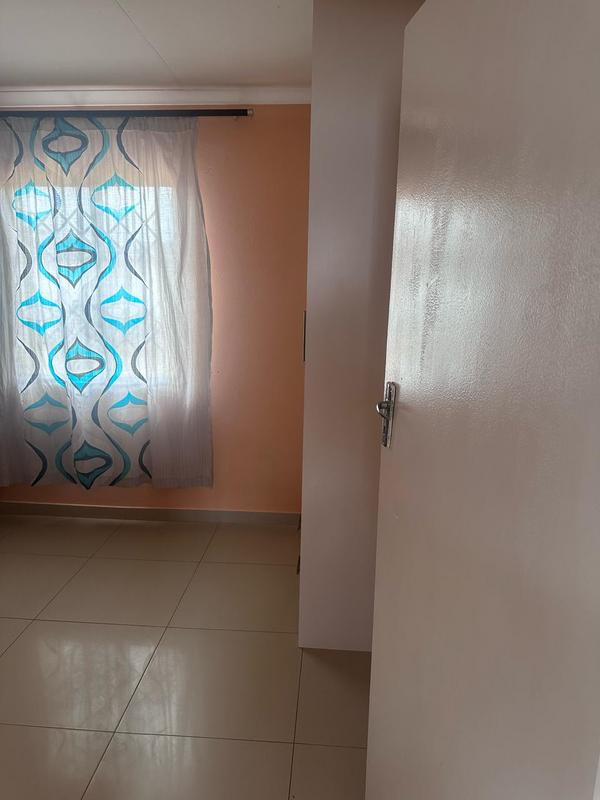 To Let 2 Bedroom Property for Rent in Protea Glen Gauteng