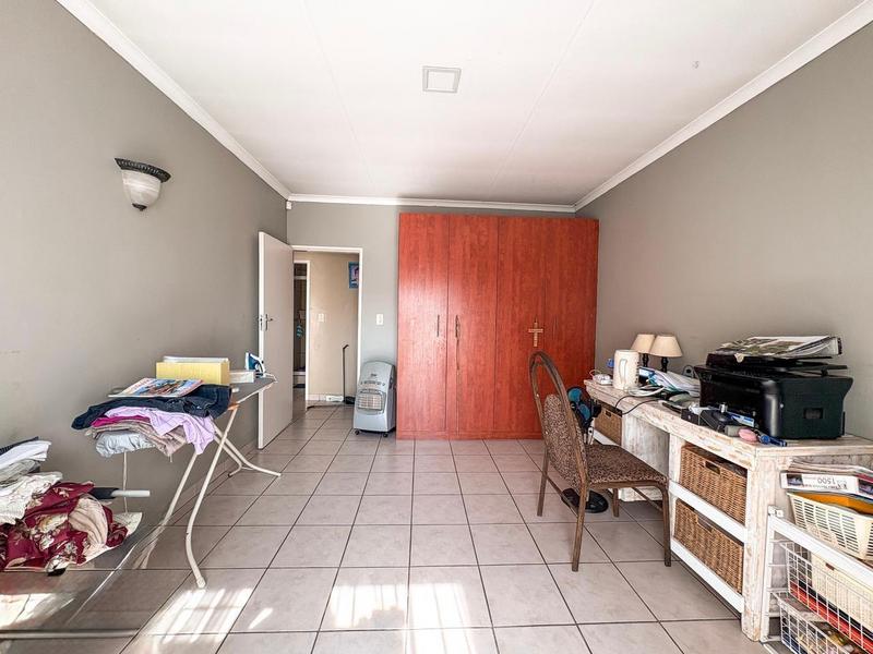 4 Bedroom Property for Sale in Libradene Gauteng
