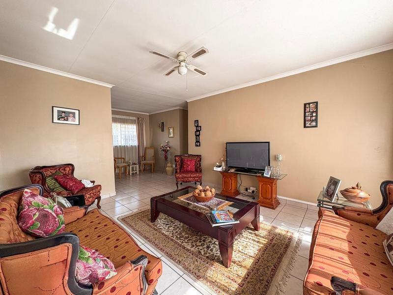 4 Bedroom Property for Sale in Libradene Gauteng