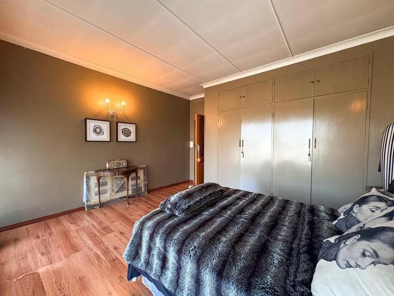 4 Bedroom Property for Sale in Libradene Gauteng
