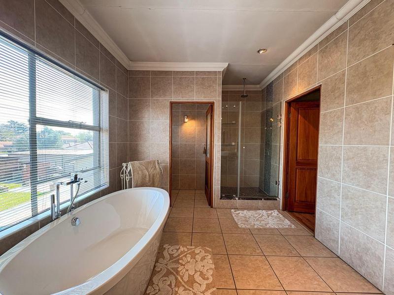 4 Bedroom Property for Sale in Libradene Gauteng
