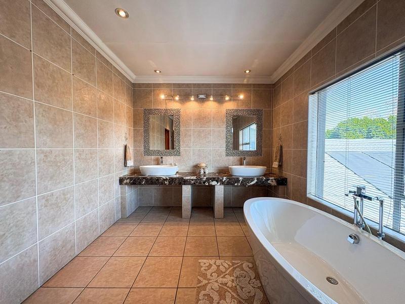 4 Bedroom Property for Sale in Libradene Gauteng