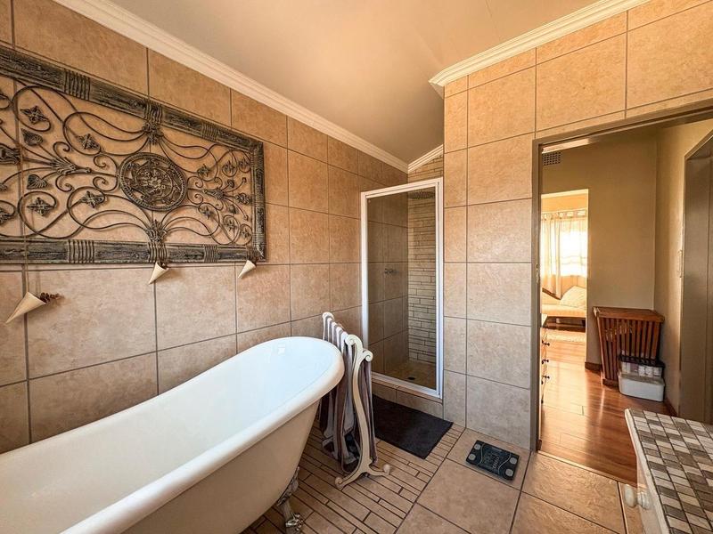 4 Bedroom Property for Sale in Libradene Gauteng