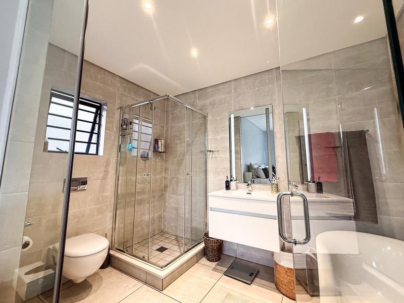 To Let 3 Bedroom Property for Rent in Waterfall Gauteng