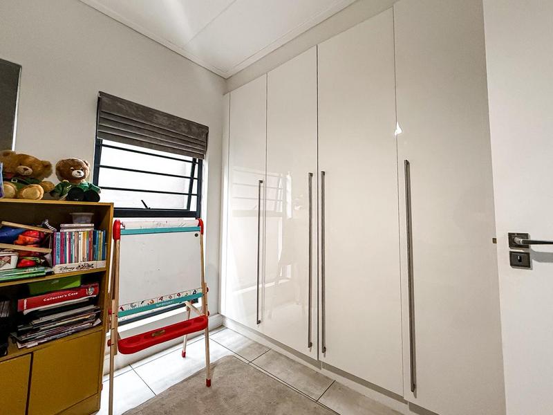 To Let 3 Bedroom Property for Rent in Waterfall Gauteng