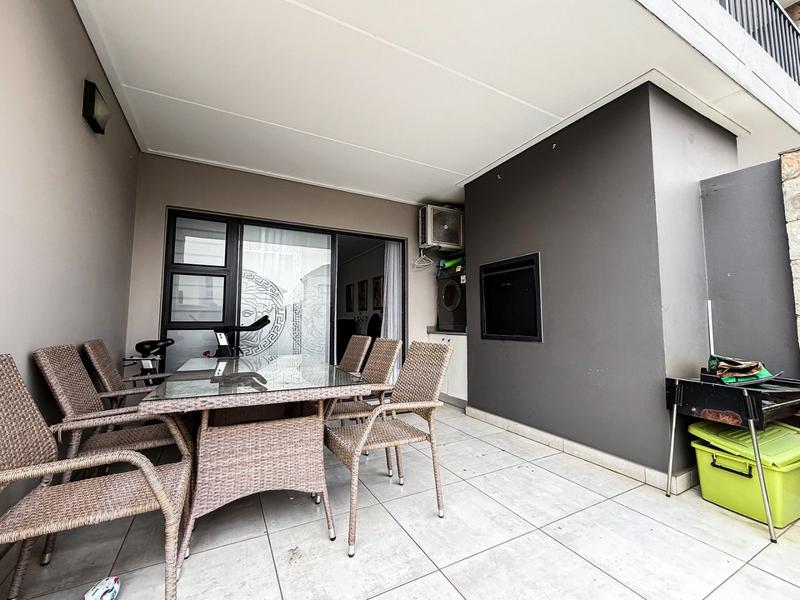 To Let 3 Bedroom Property for Rent in Waterfall Gauteng